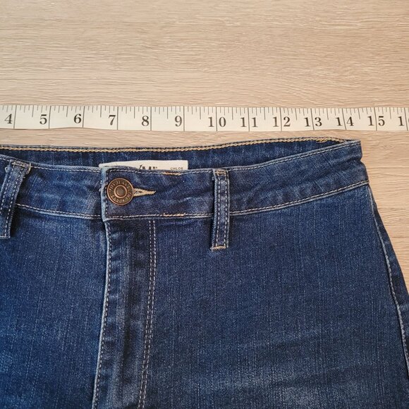 YMI Jeans Size 31 Chloe Flare High Rise Fray Hem Medium Wash Western Boho - Picture 5 of 10